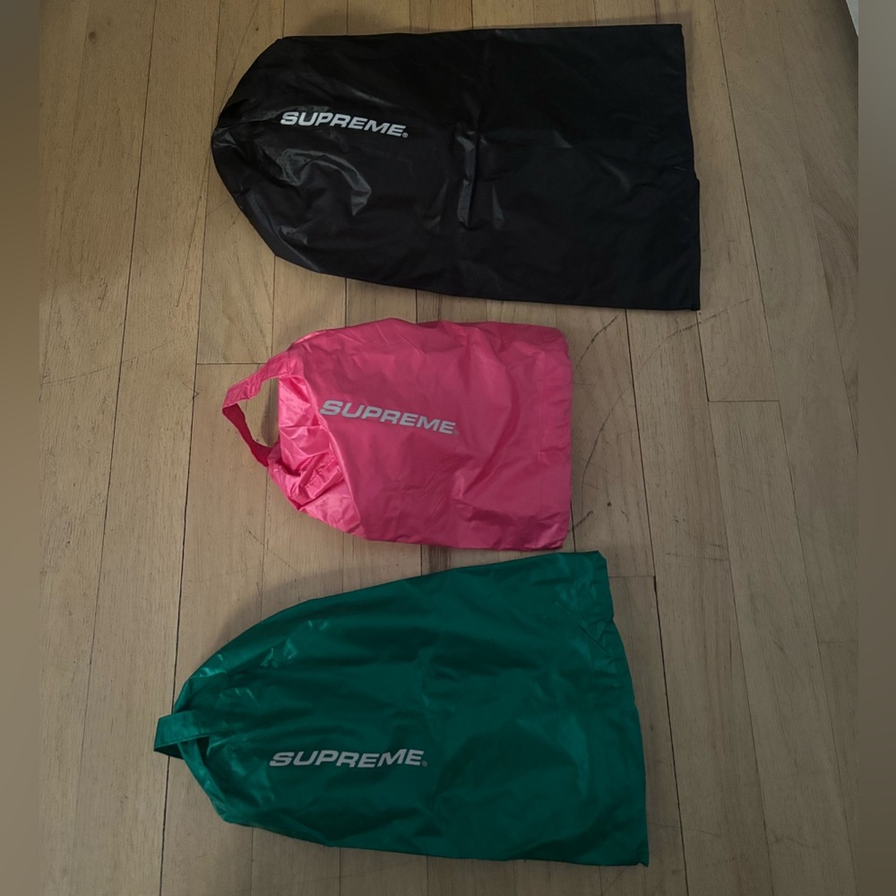Supreme 2017 Nylon ditty bag box logo set of three